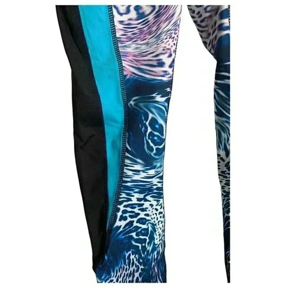Hot Kiss NWT Leggings Size Small Leopard Animal Print Neon Blue Performance - Picture 5 of 11